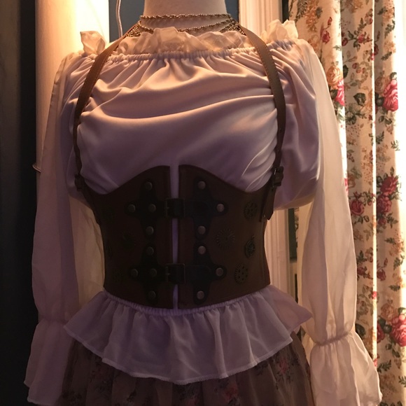 White Ruffle Bouse - Picture 2 of 2